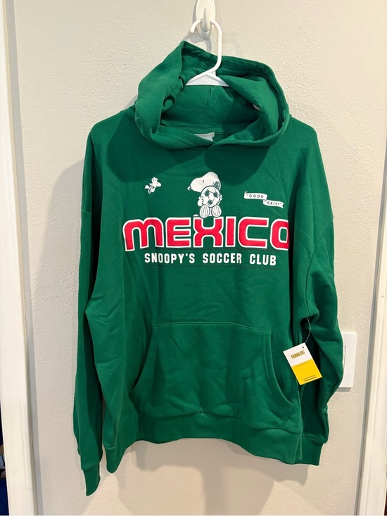 Peanuts Tops - Snoopy Mexico Women’s Hoodie Juniors Size Small NWT